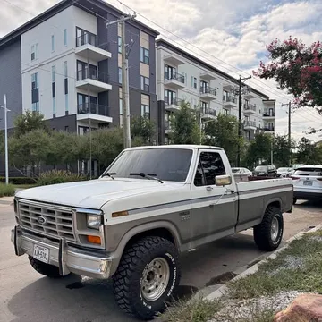 1986 Ford F-250 Long Bed