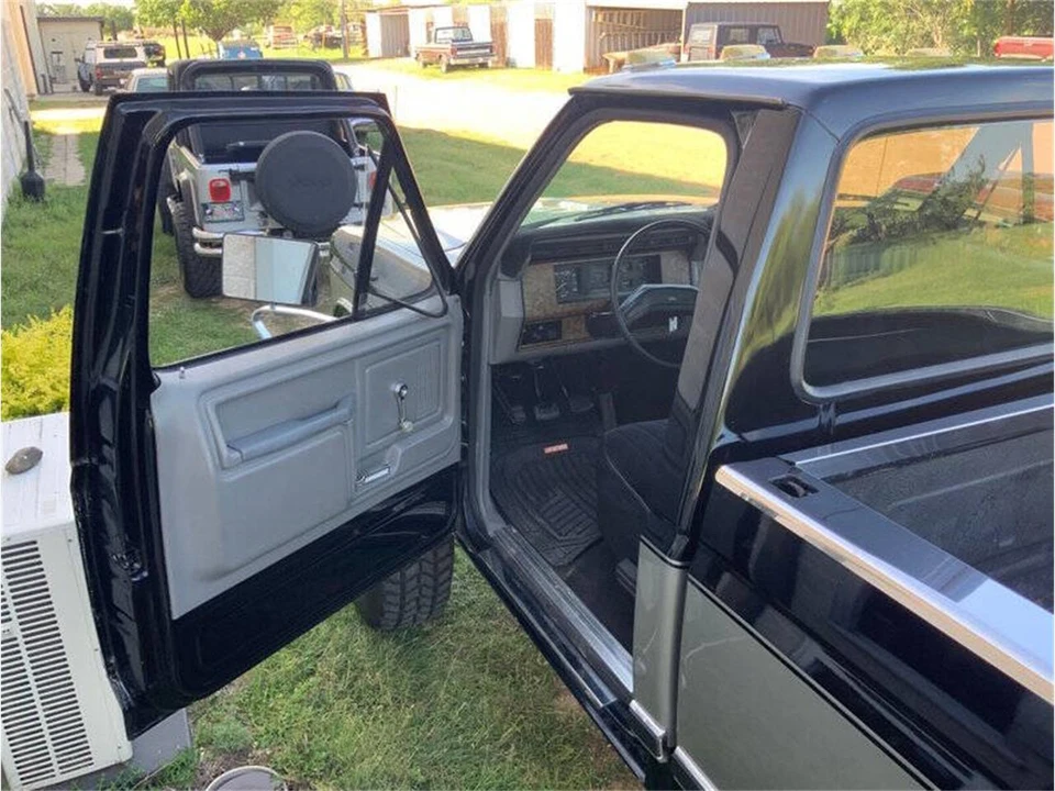 1986 Ford F-Series 7th Gen - Image 18 of 31