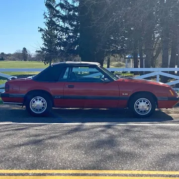 1986 Ford Mustang GT 5.0 Convertible