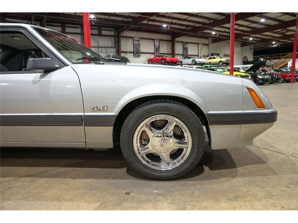 1986 Ford Mustang 3rd Gen - Image 11 of 31