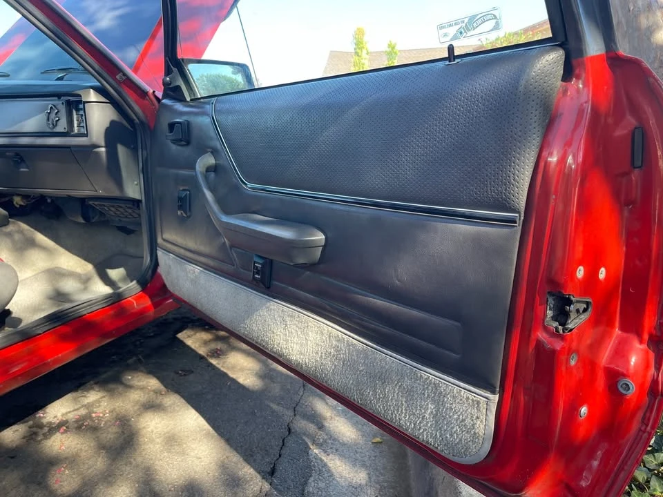 1986 Ford Mustang GT 3rd Gen - Image 4 of 17