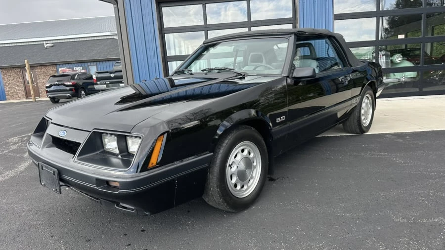 1986 Ford Mustang 3rd Gen - Image 10 of 20