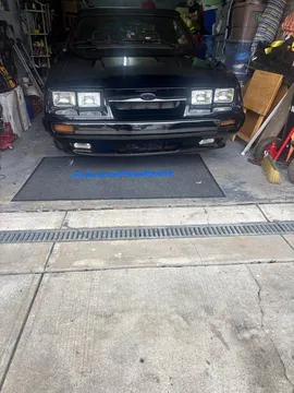 1986 Ford Mustang Convertible 2D