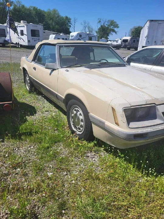 1986 Ford Mustang 3rd Gen - Image 2 of 6