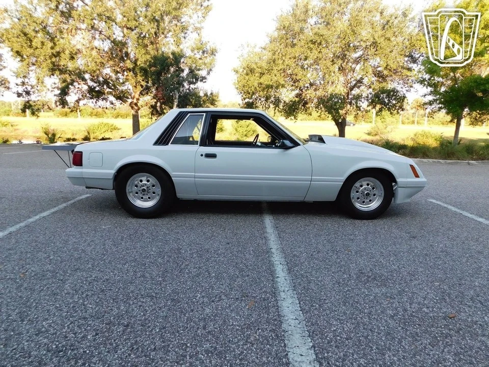1986 Ford Mustang 3rd Gen - Image 4 of 12