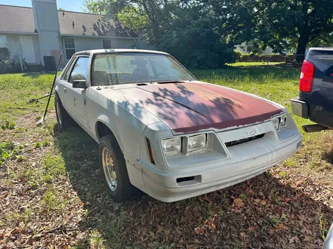 1986 Ford Mustang Coupe 2D