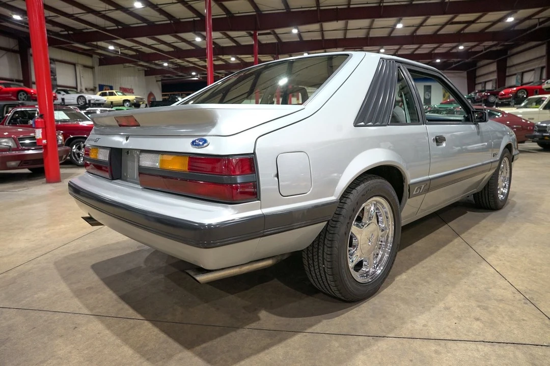 1986 Ford Mustang GT 3rd Gen - Image 8 of 31