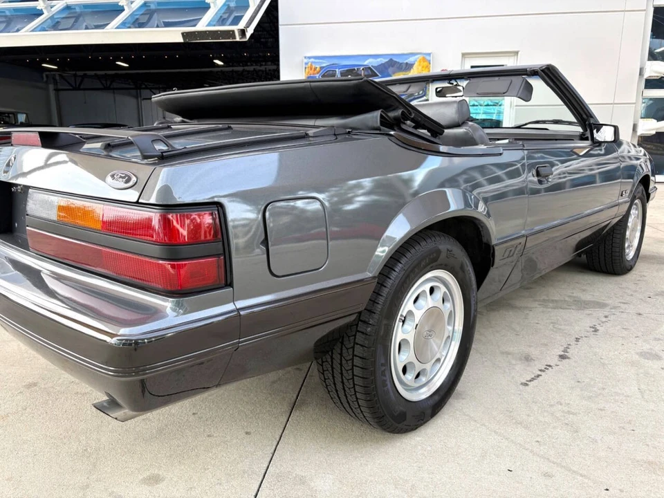1986 Ford Mustang GT 3rd Gen - Image 17 of 21