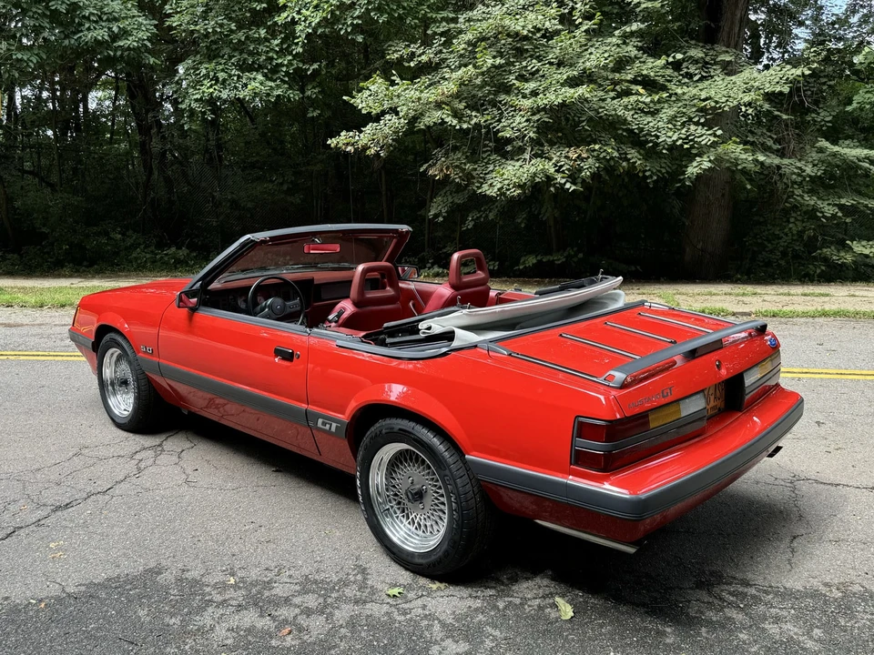 1986 Ford Mustang GT 3rd Gen - Image 27 of 31