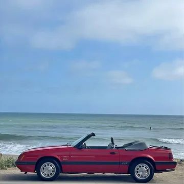 1986 Ford Mustang GT Convertible 2D