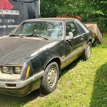1986 Ford Mustang GT Coupe 2D