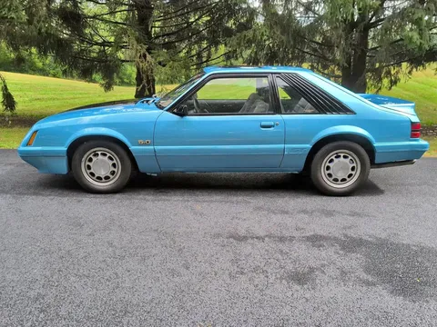 1986 Ford Mustang GT Deluxe Coupe 2D