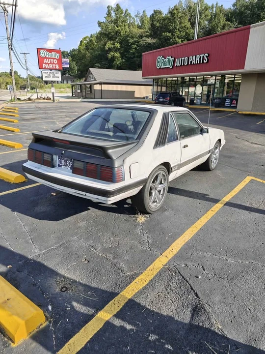 1986 Ford Mustang GT 3rd Gen - Image 4 of 7
