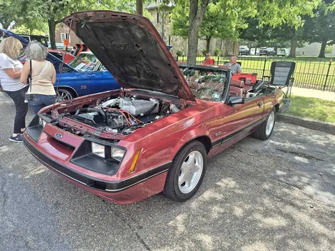 1986 Ford Mustang GT Premium Convertible 2D