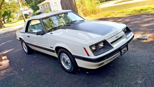 1986 Ford Mustang GT Convertible