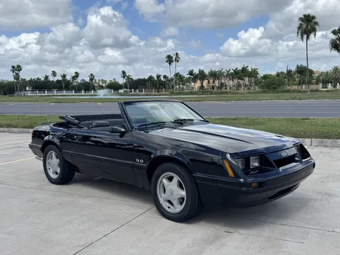 1986 Ford Mustang LX Convertible