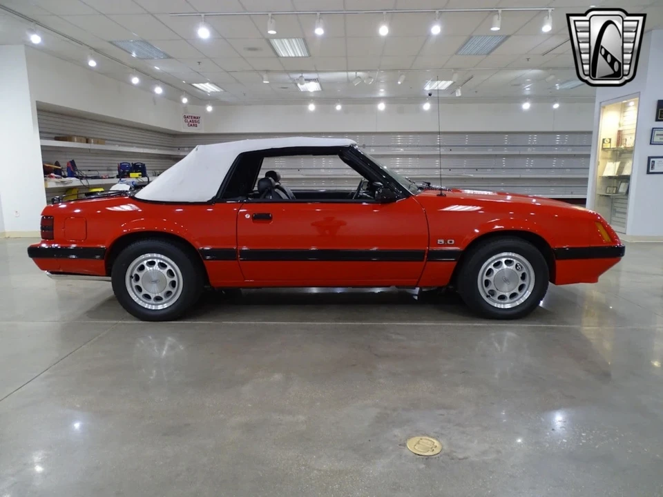 1986 Ford Mustang 3rd Gen - Image 5 of 12