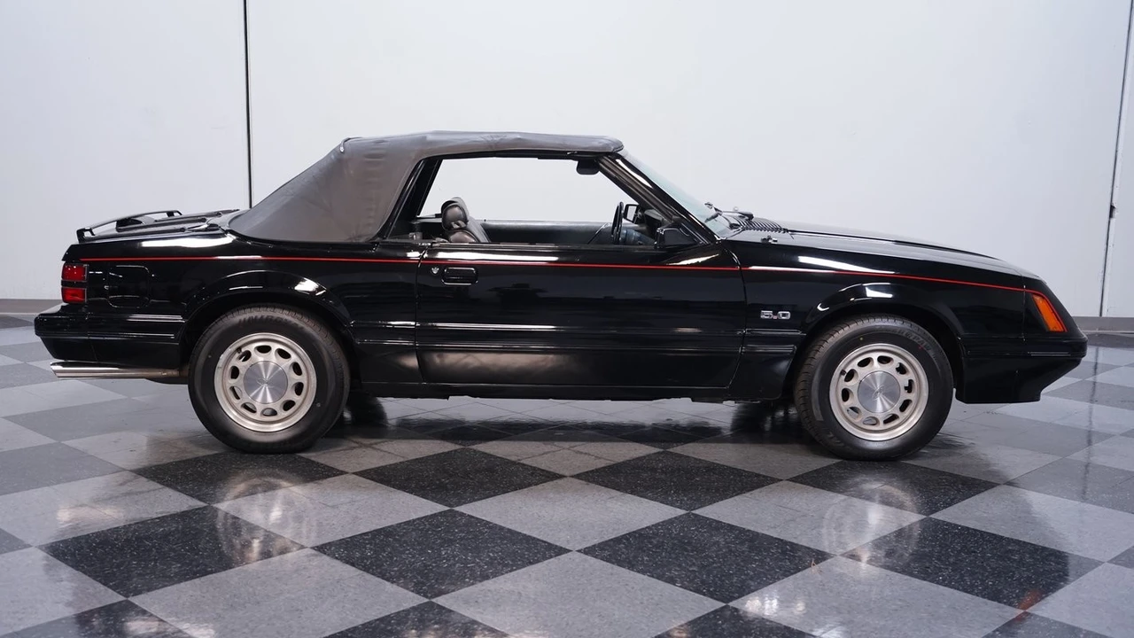 1986 Ford Mustang 3rd Gen - Image 11 of 12