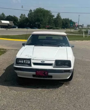 1986 Ford Mustang LX Convertible 2D