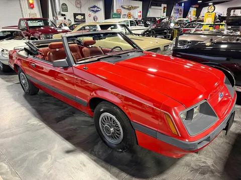 1986 Ford Mustang LX Convertible 2D