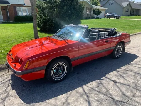 1986 Ford Mustang LX Convertible 2D