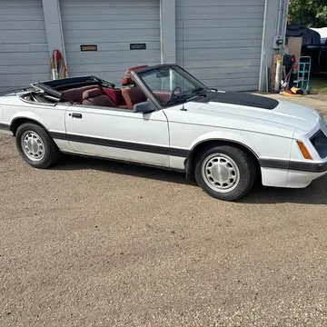 1986 Ford Mustang Convertible