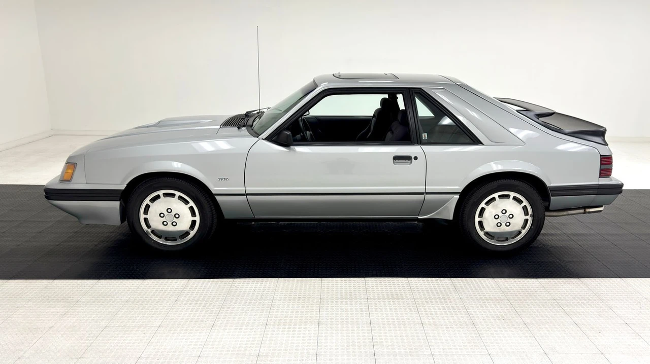 1986 Ford Mustang SVO 3rd Gen - Image 2 of 12