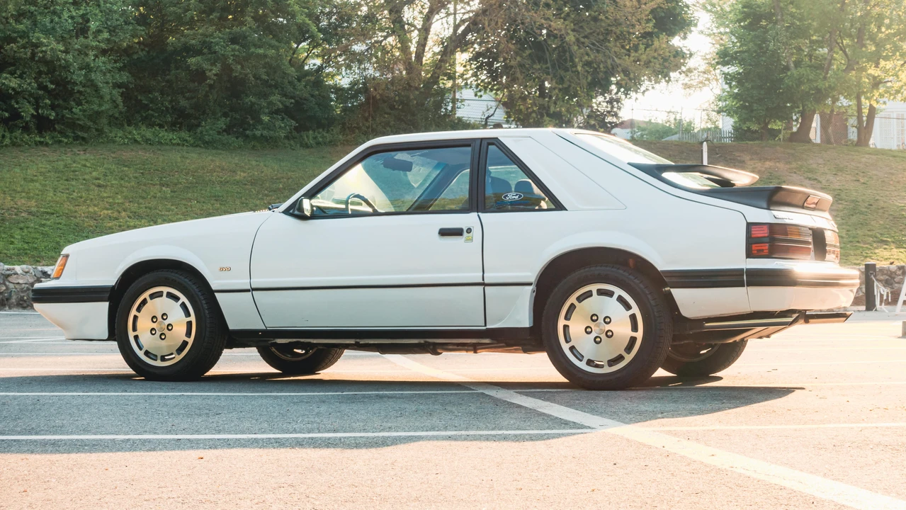 1986 Ford Mustang SVO 3rd Gen - Image 18 of 31
