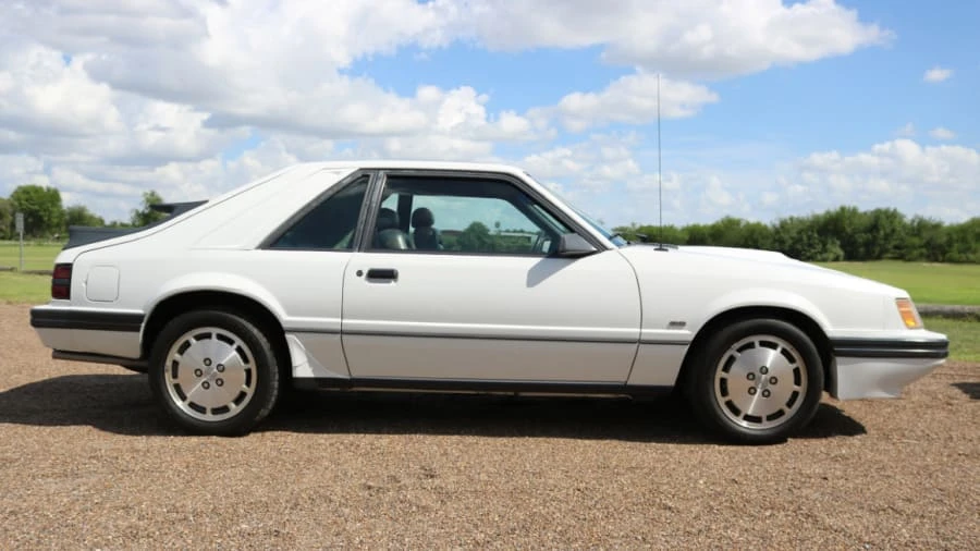 1986 Ford Mustang SVO 3rd Gen - Image 2 of 8