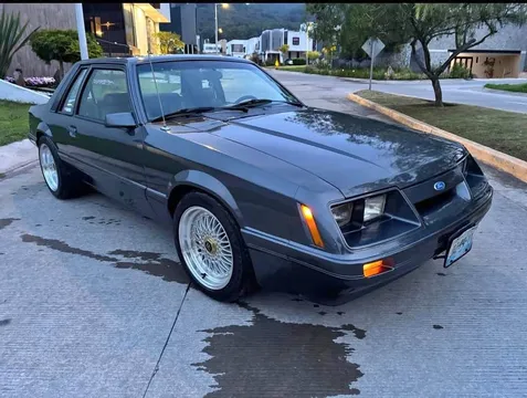 1986 Ford Mustang V6 Coupe 2D