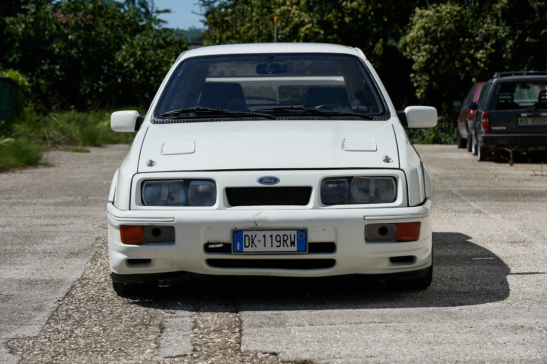 1986 Ford Sierra RS Cosworth - Image 2 of 31