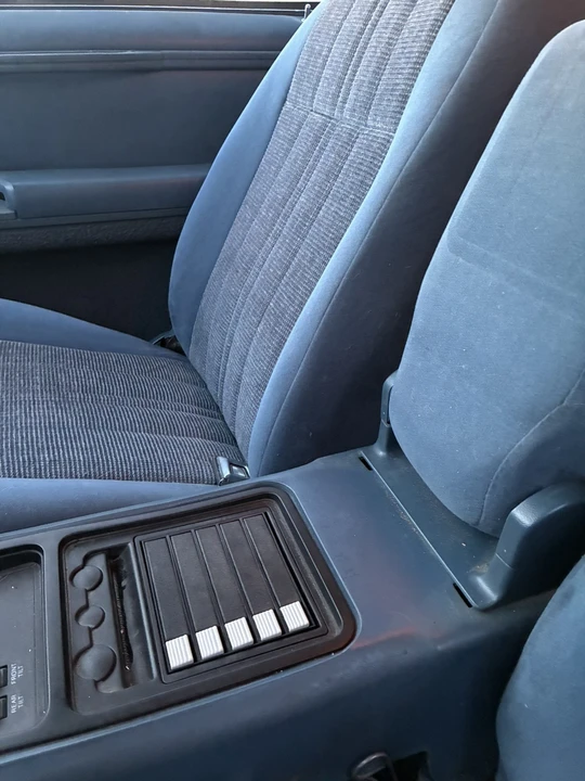 1986 Ford Thunderbird 9th Gen - Image 7 of 9