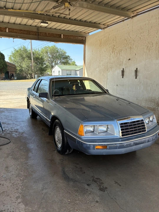 1986 Ford Thunderbird 9th Gen - Image 5 of 9
