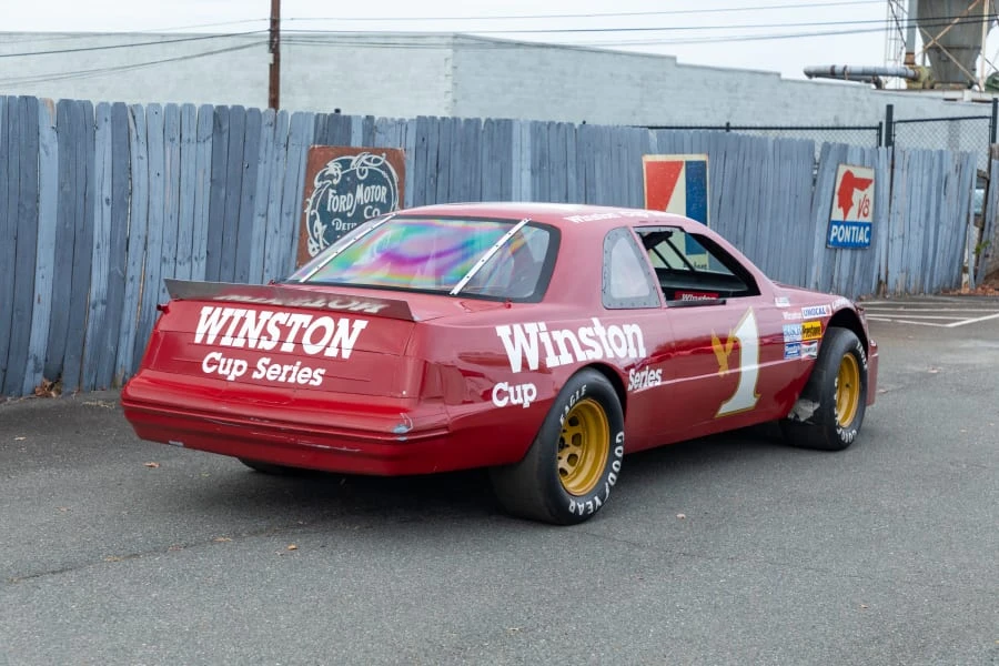 1986 Ford Thunderbird 9th Gen - Image 3 of 26