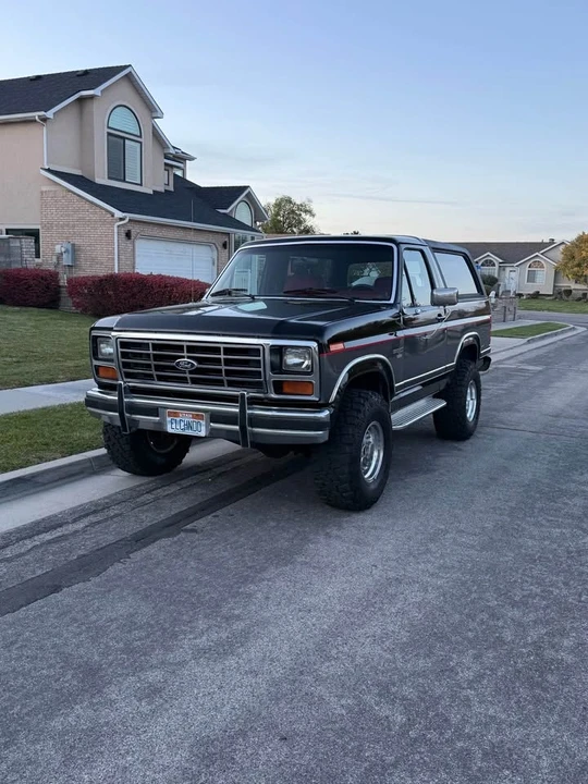 1986 Ford Bronco 4th Gen - Image 2 of 7