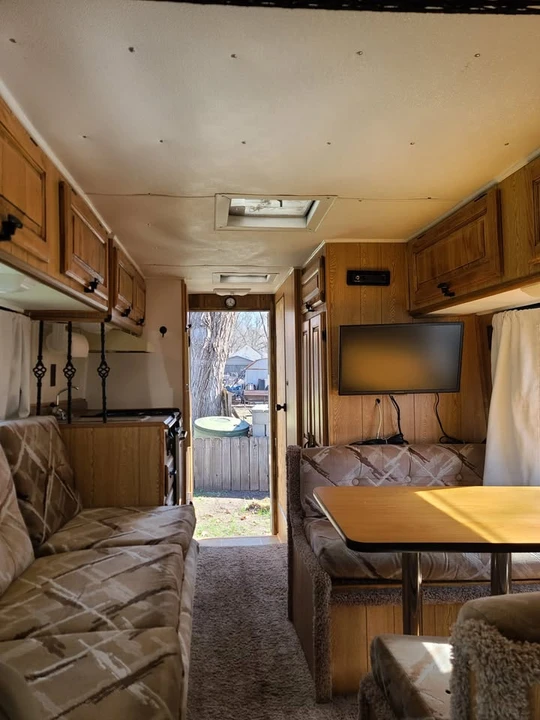 1986 Ford Econoline Van - Image 4 of 16