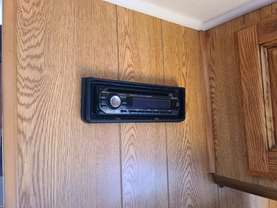 1986 Ford Econoline Van - Image 16 of 16