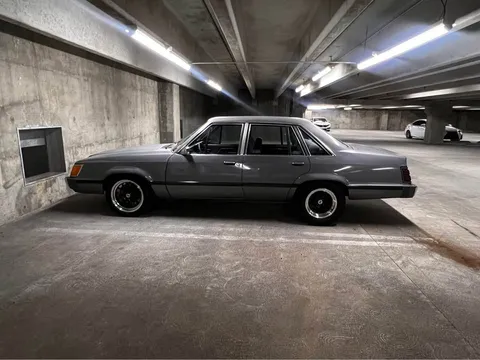 1986 Ford LTD Sedan