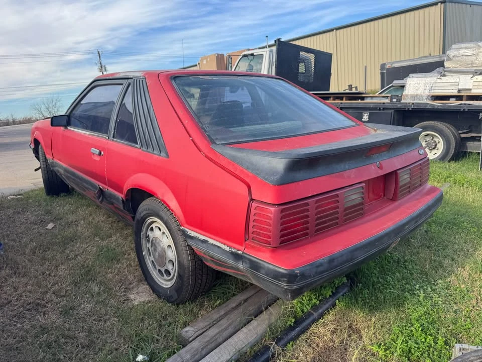 1986 Ford Mustang 3rd Gen - Image 3 of 9