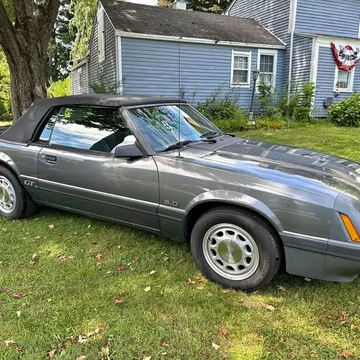1986 Ford Mustang LX 5.0