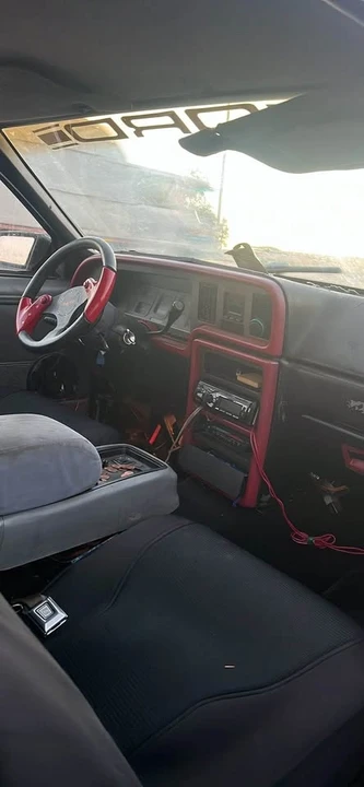 1986 Ford Thunderbird 8th Gen - Image 3 of 4