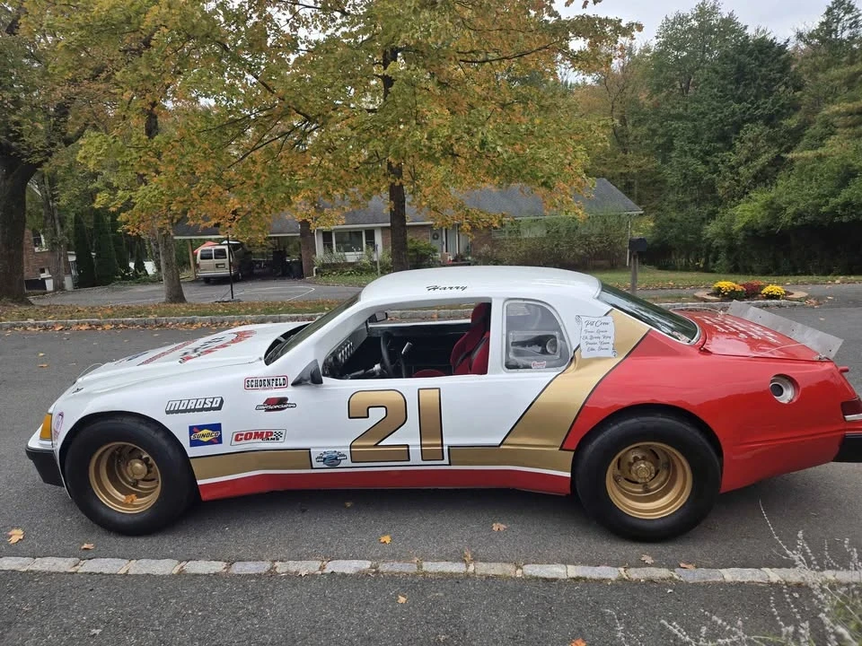 1986 Ford Thunderbird 9th Gen - Image 2 of 11