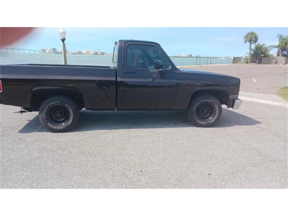 1986 GMC C/K 3rd Gen - Image 7 of 30