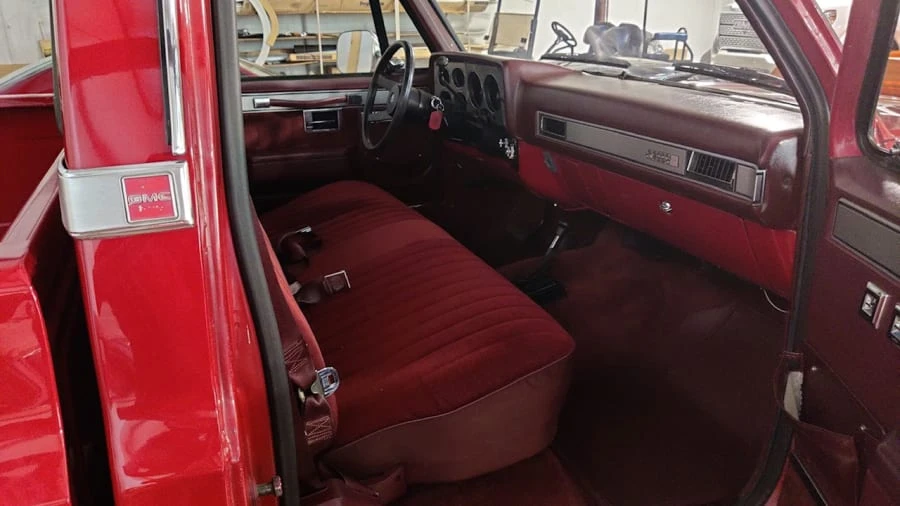 1986 GMC C/K 3rd Gen - Image 2 of 12
