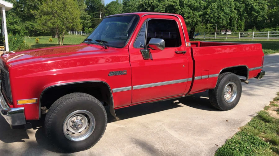 1986 GMC C/K 3rd Gen - Image 11 of 12