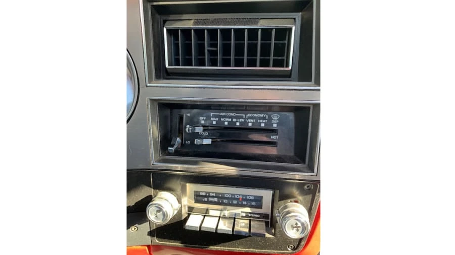 1986 GMC C/K 3rd Gen - Image 6 of 10