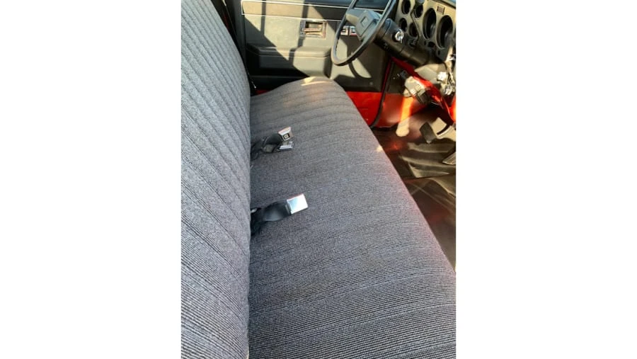 1986 GMC C/K 3rd Gen - Image 7 of 10