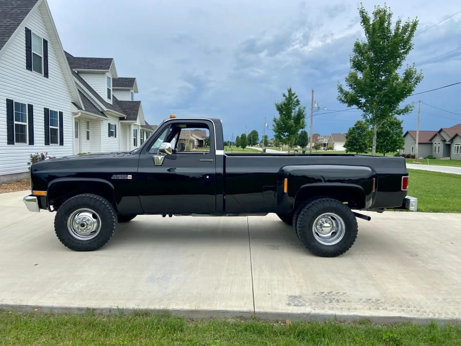 1986 GMC C/K 3rd Gen - Image 10 of 10
