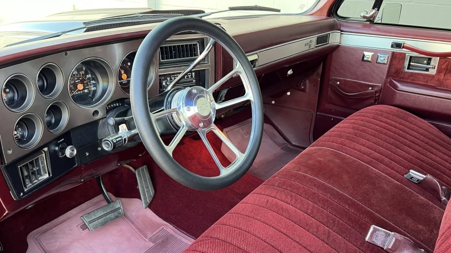 1986 GMC C/K 3rd Gen - Image 6 of 11