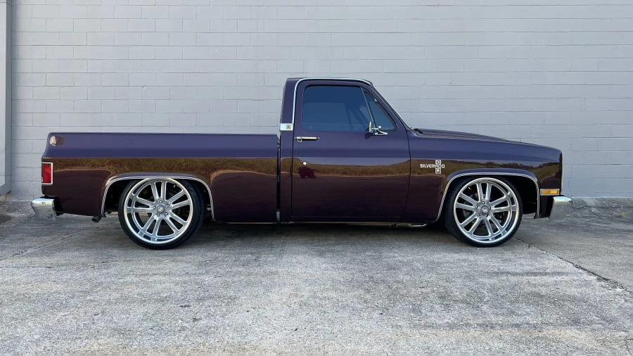 1986 GMC C/K 3rd Gen - Image 10 of 11